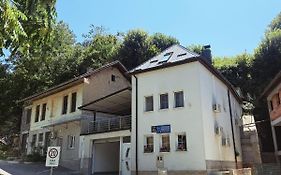 Apartmani Waterfall / Vodopad